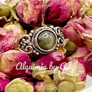Western dainty Rainbow Labradorite Victorian silver gem ring/Celtic/goth/boho